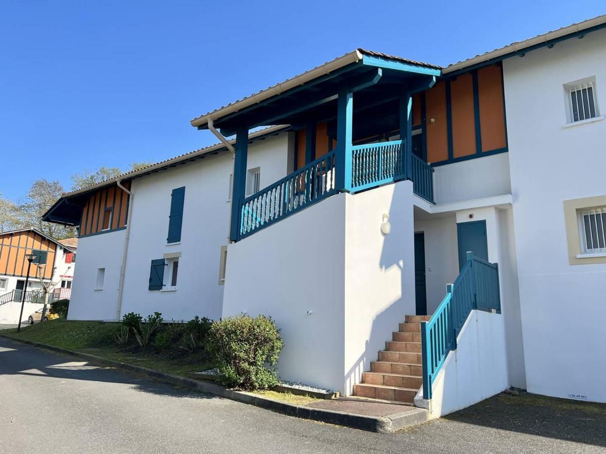 Appartement T2 A Cambo-Les-Bains Avec Piscine, Terrasse Et Parking Prive, Proche Des Thermes - Fr-1-495-82 Bagian luar foto